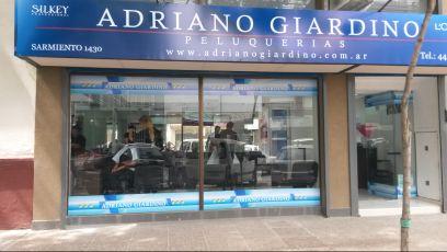 EXCLUSIVOS SALONES UNISEX EN PLENO CORAZON DE SAN MIGUEL, CON TODOS LOS SERVICIOS DE PELUQUERIA, MANICURIA, MASAJES, BELLEZA DE PIES, SOL PLENO, ALISADOS, DEPIL