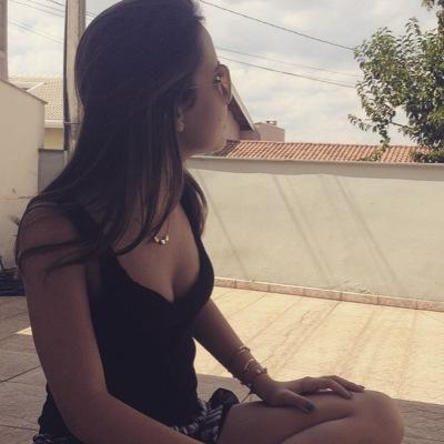 Esqueça os piores momentos da sua vida e faça os melhores se tornarem inesquecíveis.✌️