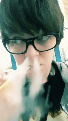Part time guitarist full time vaper from England!
Follows appreciated and you can observe my vaping shinanigans!