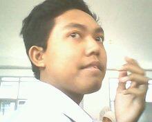 :) tetap smile. Jalni hdup dg apa ada nya.. ! | Viss Man