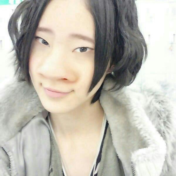 lee_il_young's profile picture. 血生臭い世界に飽き飽きした松崎しげるは、顔を整形し、記憶も消して、 平凡なサラリーマン「ジョンソン」として埼玉で生活する道を選びます。