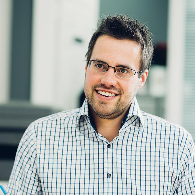Account Director @Databroker. International and UK B2B & B2C data projects. Happily married to @hellofromlomax. Happy to help with all things data