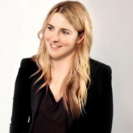 CEO @ loyalsea 🏄‍♀️ Freelance Innovation x Brand Strategist 👩🏼‍💻 I Host @techxsurf 🤗! Foodie, Feminist, Former Streetfighter! Ex @twitter!