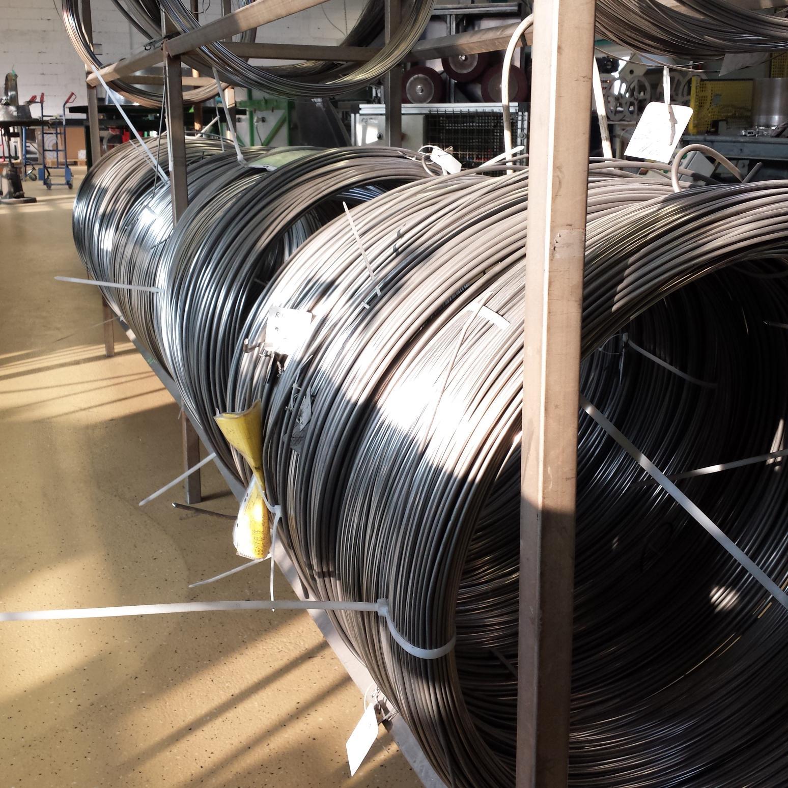Your specialist for mineral insulated thermoelectric cables, test leads and heating conductors.