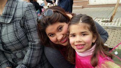 Profesora de Educación Especial, Madre y Esposa.