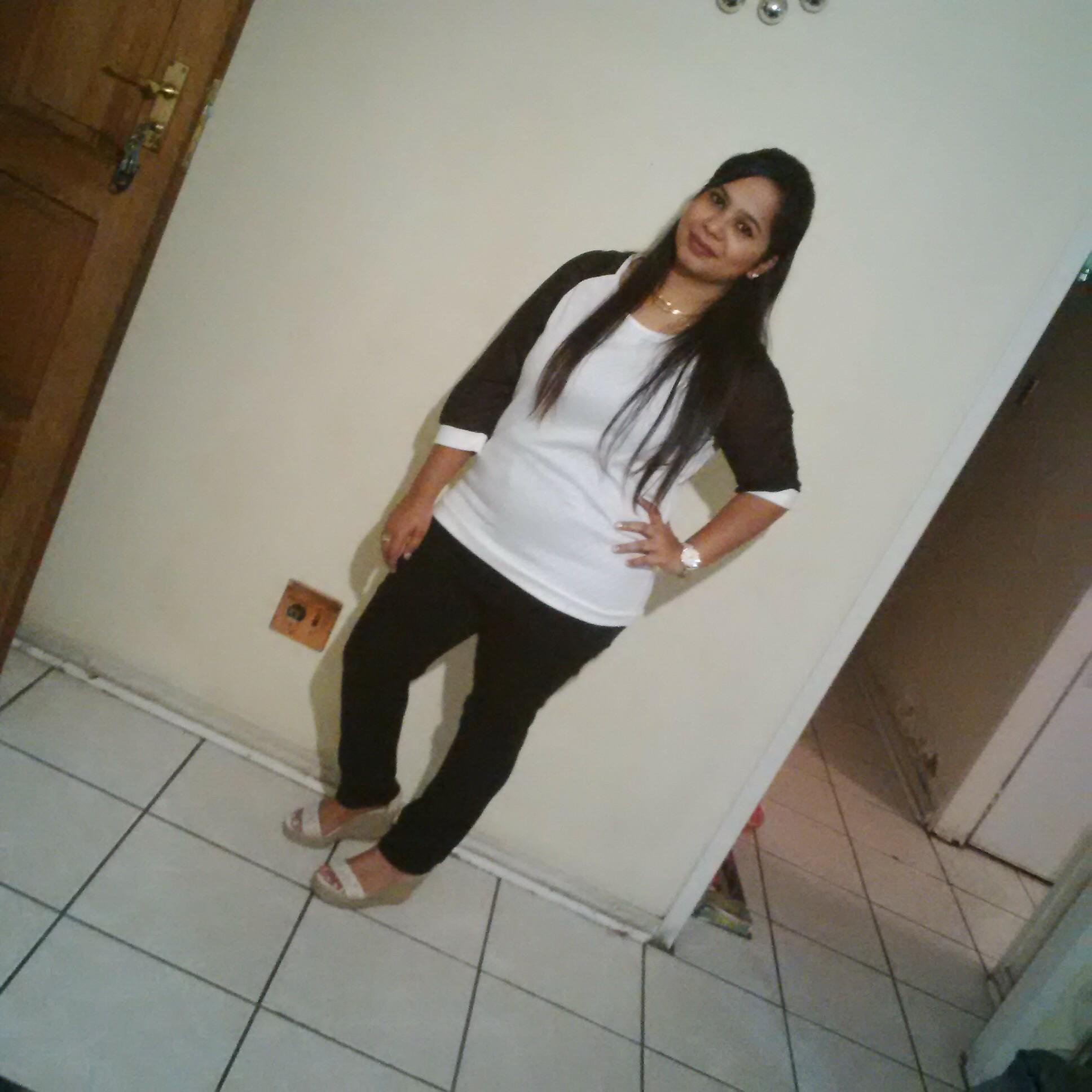 SsEhEr_9's profile picture. Studying Food Technology | strong believer of earning what u get| love tea and chocolate| being straight forward is something only the brave possess