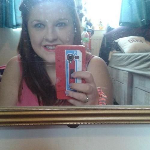 keeleyreeve1994's profile picture. Live laugh love