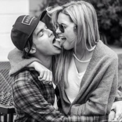 velcrowood's profile picture. previously on pretty little liars