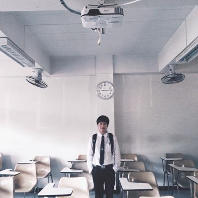ทวิตตามความรู้สึก | ชอบทวิต | ชอบบ่น | ชอบเพ้อ | ชอบฟังเพลง | ชอบดูซีรี่ | ชอบถ่ายรูป | ชอบใช้อีโมจิทุกชนิด | ที่สำคัญ ชอบเธอ | 3 : 3 : 38 | ig : gotnfriend37_