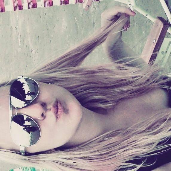 Living is easy with eyes closed, .♫