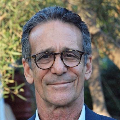 Westside LA Realtor w/a joyous dedication to the process of helping my clients realize their real estate goals. Interests: Design, history, yoga, music, cooking