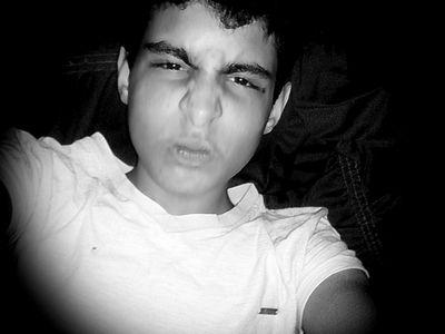 vitor_rodio's profile picture. tuts tuts