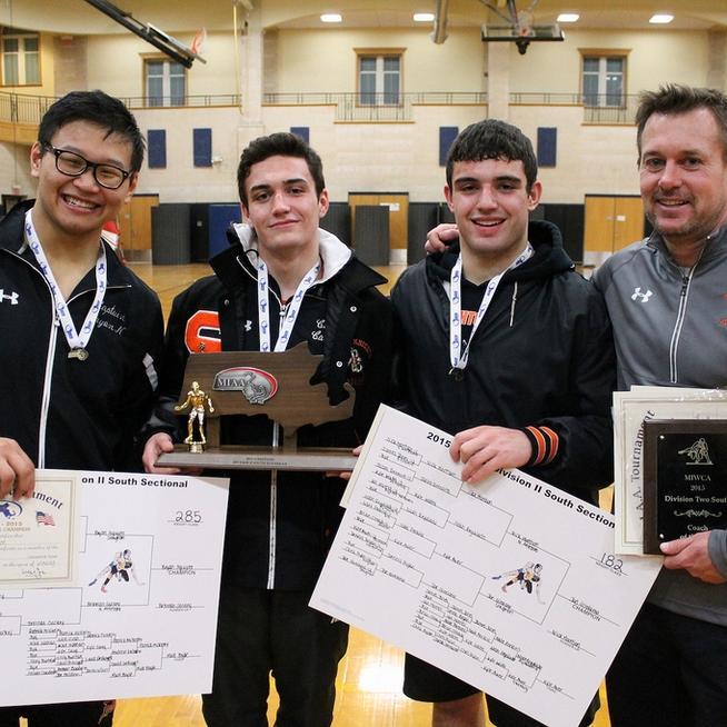 Updates on tournaments, dual meets, and quads daily as the season goes on. Not afflilated with MIAA or Stoughton Athletics.