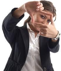 Eres como una Barbie! bella y alta? No!, plasticaey sip cerebro..