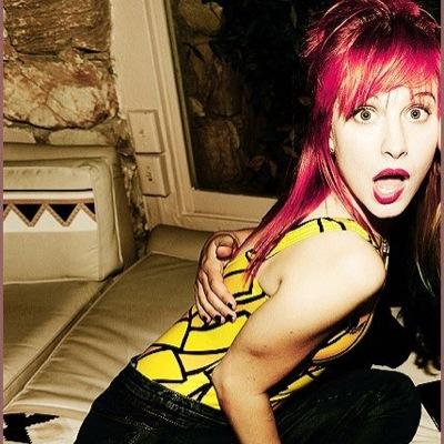 Horror movie enthusiast and lead singer of Paramore.