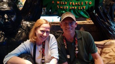 LauraRohe2's profile picture. Artist/Crafter