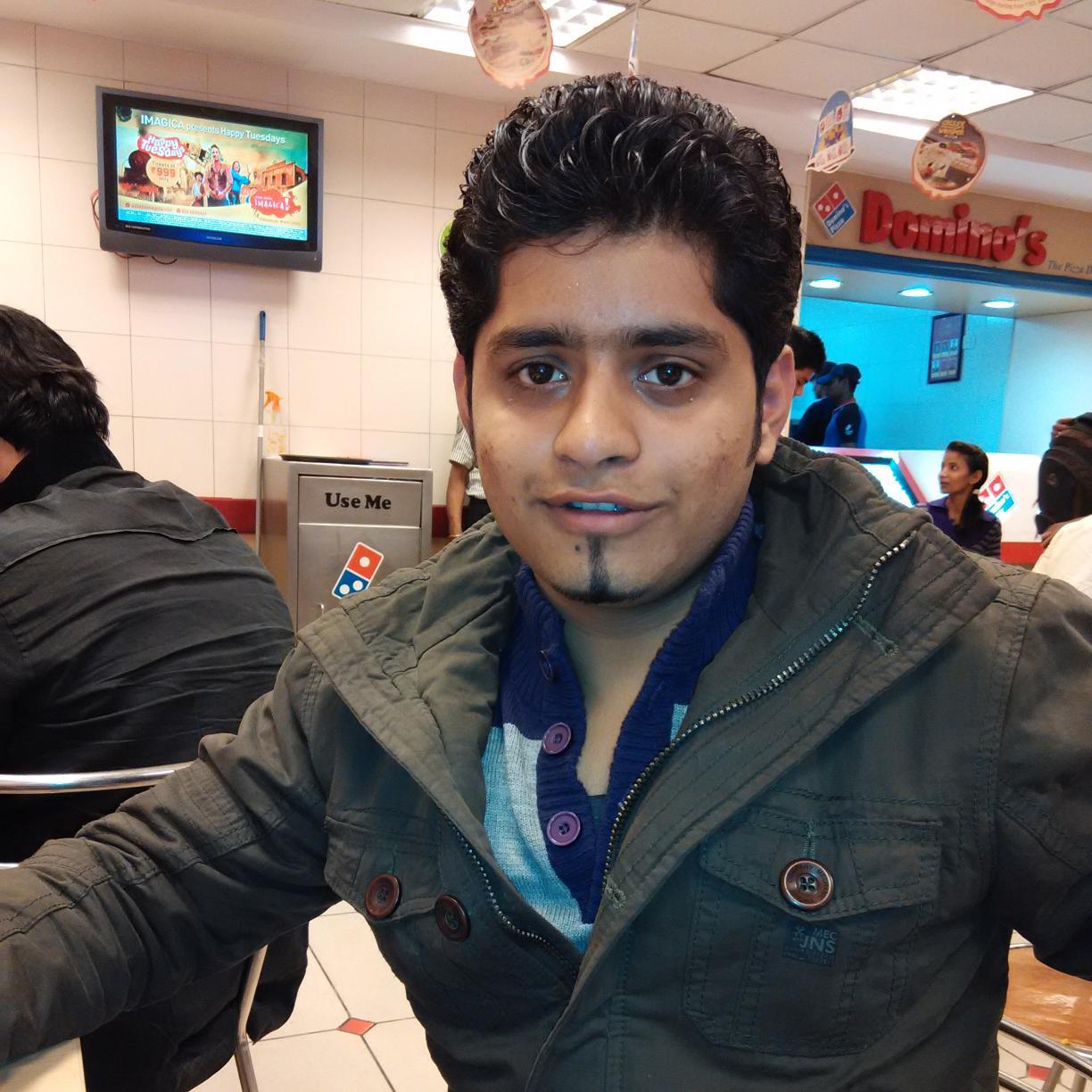 dhruvsaras21's profile picture. 