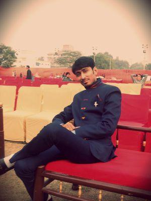 A Mentor,guide,friend,professor happy ever...public speaker & Proud indian..Juss Be happy live happy,think different be different..Be Unique..be You