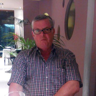 Living in Brigadoon alias Kirriemuir enjoying good fine and wine and supporting Dundee FC so not everything is perfect