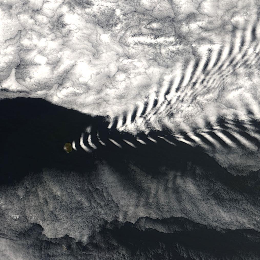 NASA_Anomalies's profile picture. Not affiliated with NASA; Images taken directly from NASA's public domain, ASU SER, & the Lunar and Planetary Institute, UFO & space enthusiast