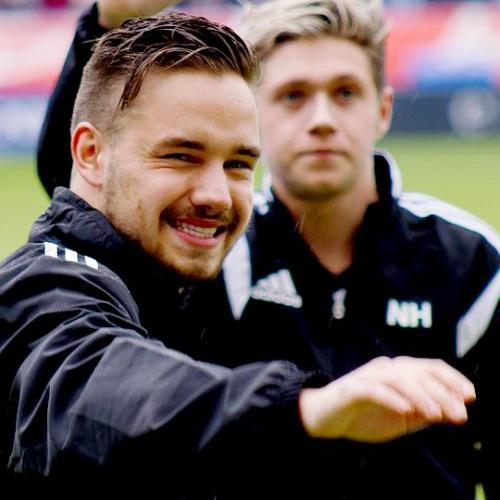 Liam, to me you're like the moon in the sky but to you i'm like one of billion of stars.