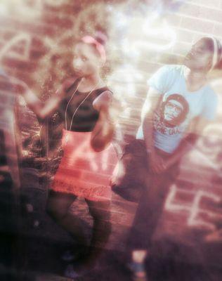 ♥@charliejason_♥...LuV mY rAppen nd mAh singin♥