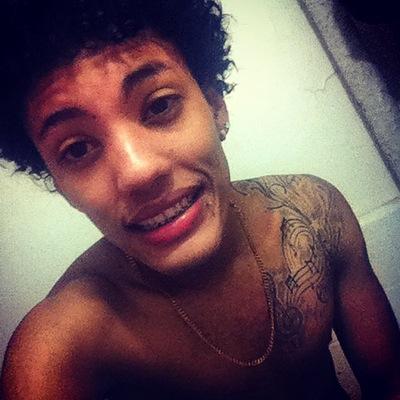 Whatsapp: 646-266-7798 Instagram:@chicocstudio 
Productor, Cantante, Compositor & Arreglista Musical.. Mas Inf. http://t.co/y1nnSEPCui