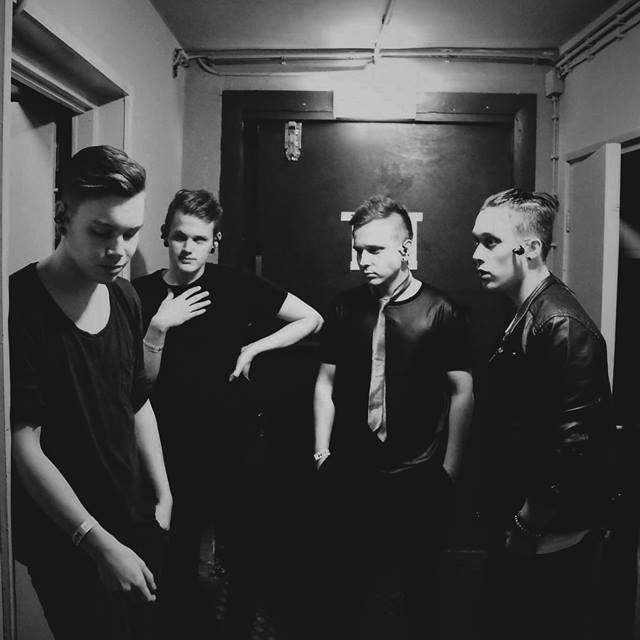 softenginesrb's profile picture. just an ordinary teenager who is sometimes awkward,loves @Softengineband,good music and football // main: @narcissus_kat