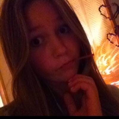 Hello!! I Love One Direction and Justin Bieber!!!33 Please follow me I follow back!!