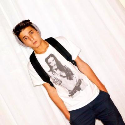 LLieuron's profile picture. 