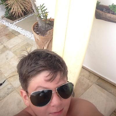 dhiogodomdom's profile picture. 