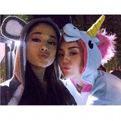 follow @91sclouds and ask her for a fback ✨