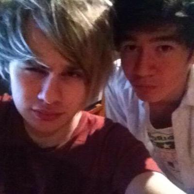 Hi this is a free follow if you're reading this Please follow @happxnessmikey, thank you