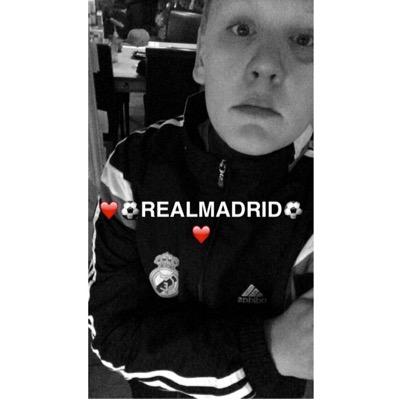 • DJ/Producer ♛ • Dutch ♛ Name: • •JimssJuicy ♛ {Backup Account of@Jimss09}