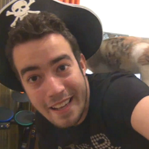 1.3 Oi,So Uma Fenoninha. Amo akele homem que e o rei do parku. Ama bacon e doente mental. Bacalhau ? Bacalhau !     -Marik +Mitw  ADR E MEU CÚ