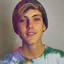 fa_ilona's profile picture. 