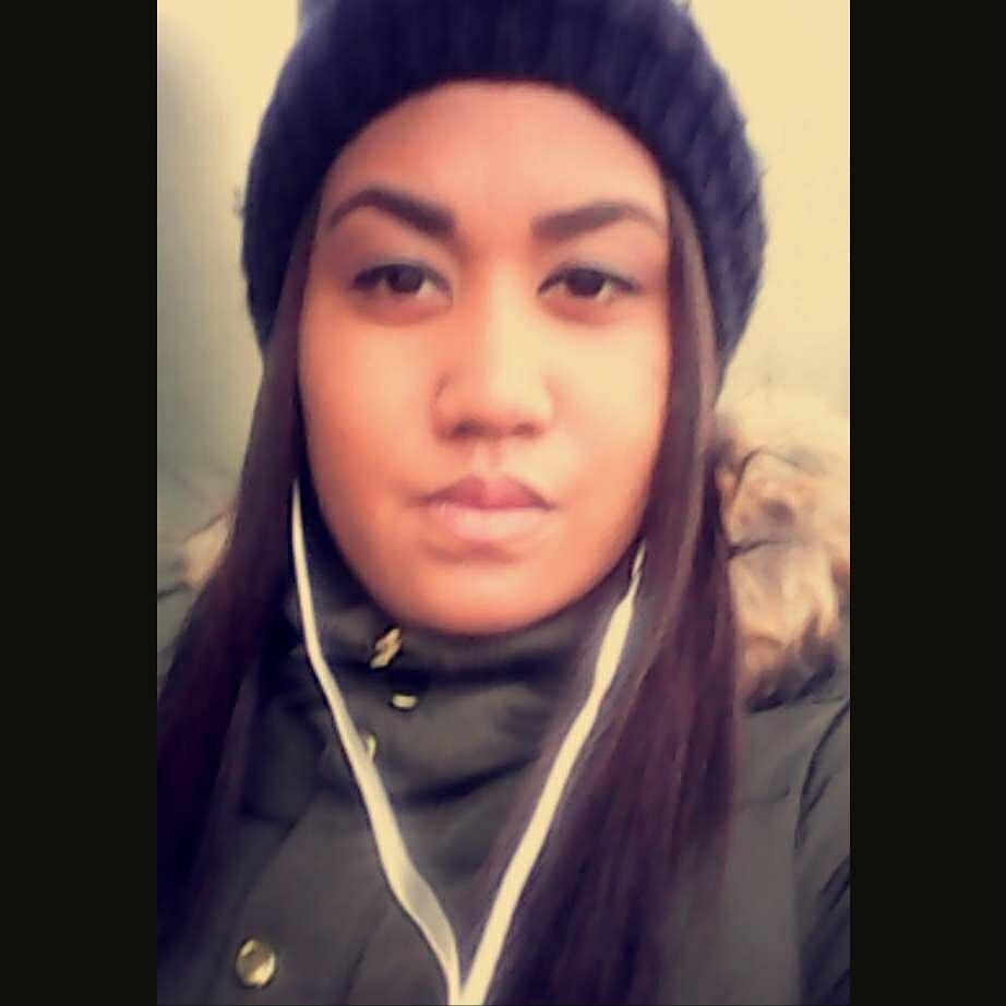 •Naam:RichellaYaleesaLatuheru-Meruwella•      •Woont in Bunurata/Moordrecht•                 •Geboortedatum: 12-11-1995• •BlauwWitGroenRood ♥•