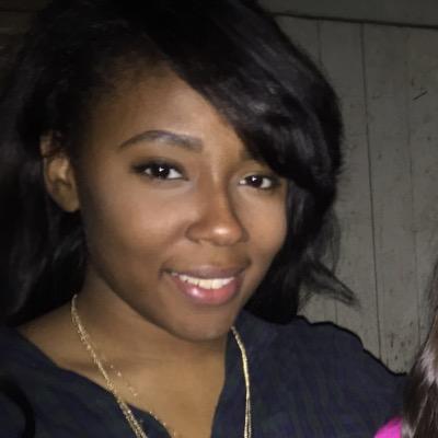 SmithcommaL's profile picture. Communication student at The University of Scranton.