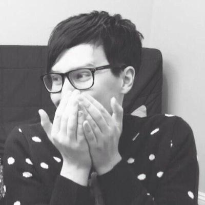 This is a free follow from @MuseHowlter and @Adri__pls