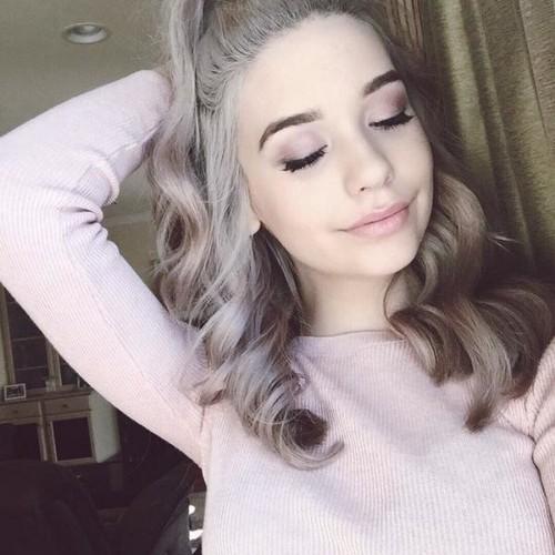 × Daughter of Aphrodite × Líder de la cabaña 10 × «l'amour est digne.»
