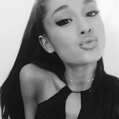 UrsTrulyAriana_ Profile Picture