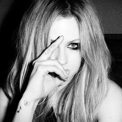 Esse é um FC criado especialmente para todos os fãs da Avril e da Pitty ,espero que vocês gostem !