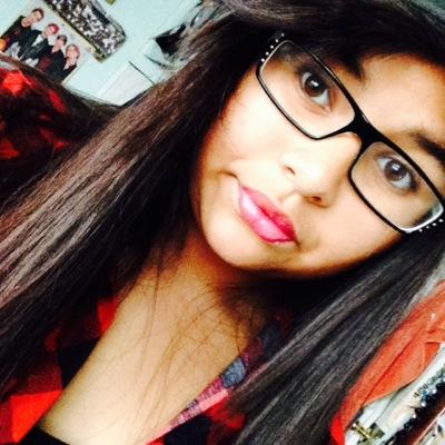 OnE dIrEcTiOn//5 SeCoNdS oF sUmMeR are lifelife is short so live it to the fullest✌️ ✨✨ instagram-@_irishbae_13 F4F(@leslie13s is my old twitter)