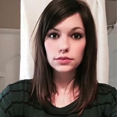 courtneylomein's profile picture. crescent fresh