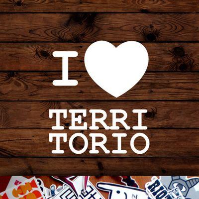 #MarcaTuPropioCamino - Territorio es moda, accesorios y estilo para quienes viven la vida a su manera - Calle La Gran Cruzada, Edificio Copaiba.