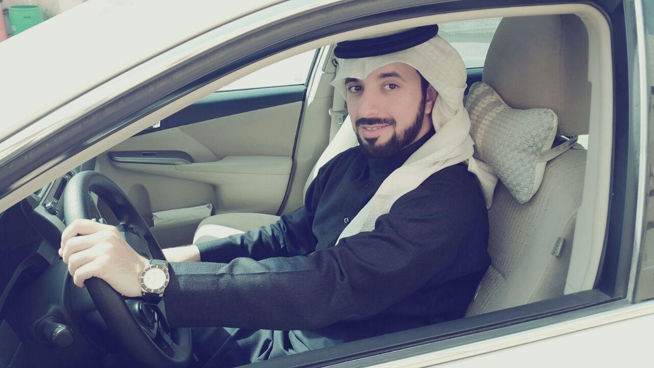 محب لقيادة بلدي وشعبه ..