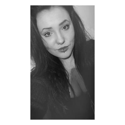 fxck_chels's profile picture. Newcastle, snapchat - chels9293