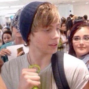 luke why are you wearing pink underwear ?
