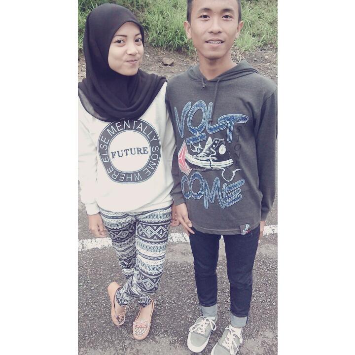 (BBM) 7DC7CC81 (ID Line) Ilhamjulisaputro (Path) ilhamjulisaputro (Instagram) Ilham putra wibawa :)))