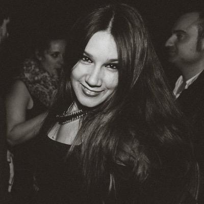 MariaVictoriaDD's profile picture. Quien mira donde no debe, encuentra lo que no quiere. 
Ingeniería Forestal y del Medio Natural.